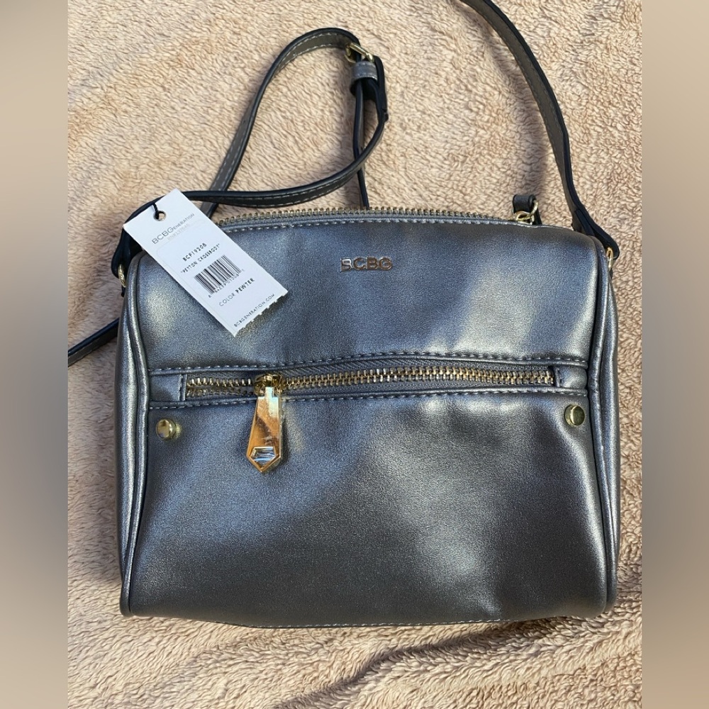 BCBGENERATION Pewter Crossbody NWT Gold Zippered Pockets Purse Adjust Strap